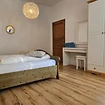 Pferdegut Schloss Apartment *