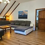 Pferdegut Schloss Treffen