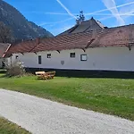 公寓 Ferien- Und Pferdegut Schloss *