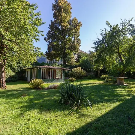 Ferien- Und Pferdegut Schloss Treffen