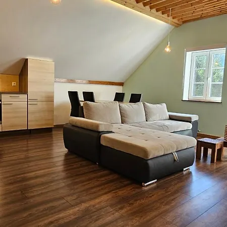 Pferdegut Schloss * Treffen