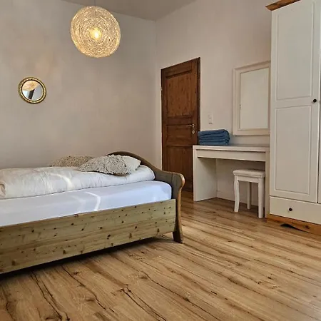 Pferdegut Schloss Apartment *