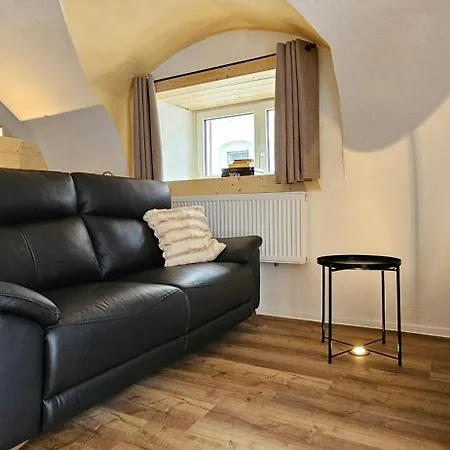 Pferdegut Schloss * Treffen