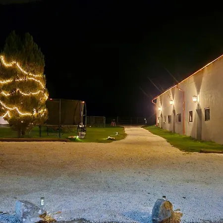 Pferdegut Schloss Treffen