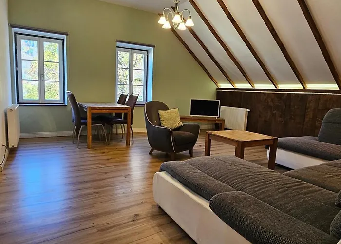 Ferien- Und Pferdegut Schloss *