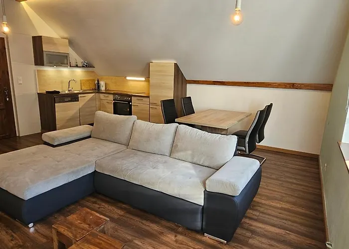 Ferien- Und Pferdegut Schloss Apartment Treffen