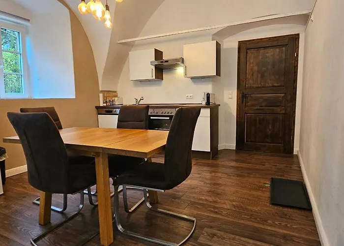 Ferien- Und Pferdegut Schloss Апартаменты Треффен