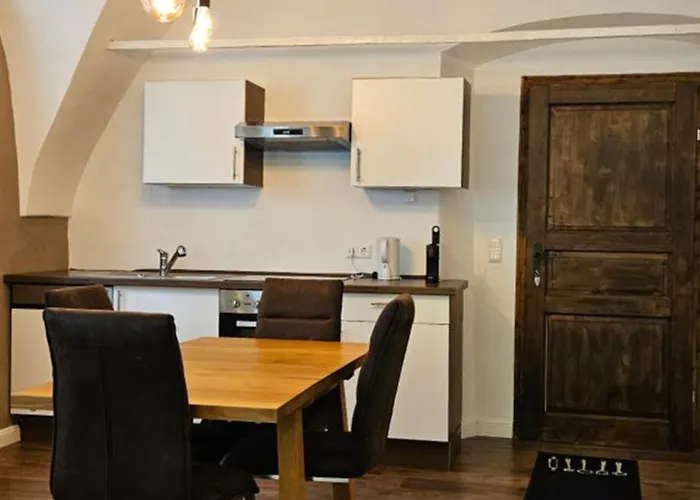 Ferien- Und Pferdegut Schloss * Треффен