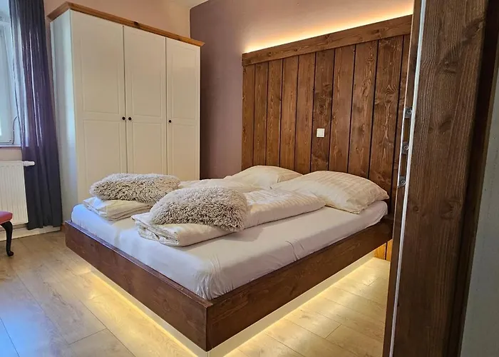 Apartment Ferien- Und Pferdegut Schloss Treffen